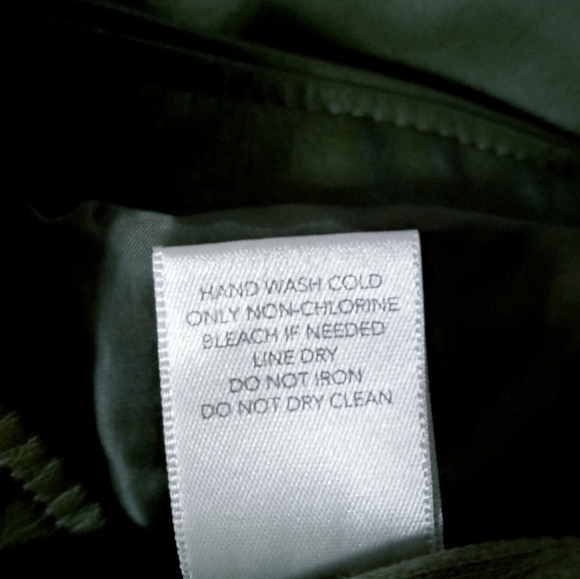 ♥️ ONE DAY SALE- PRICE IS FIRM- DELETING AND RELISTING AFTER SALE - Picture 9 of 9